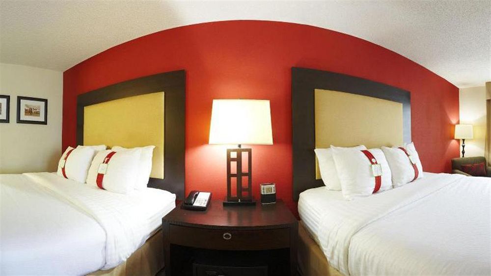 Holiday Inn Hotel Atlanta-Northlake, A Full Service Hotel Tucker Exterior photo